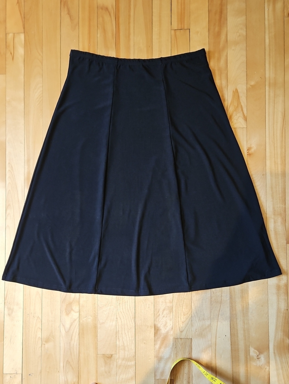 Vamp Classic Black A-Line Skirt